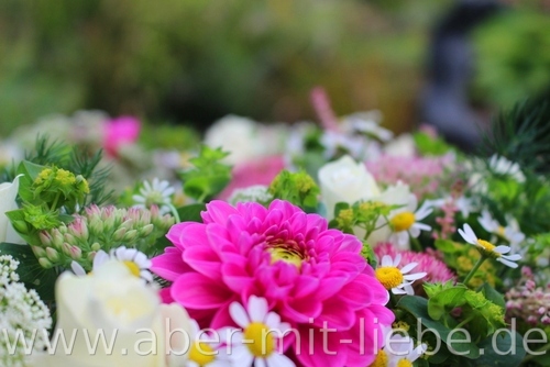 blumenkranz dahlie pink, blütenkranz dahlie pink, blütenkranz hochzeit pink, blütenkranz hochzeit rosa