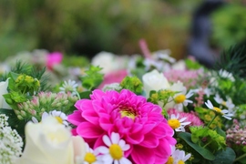 blumenkranz dahlie pink, blütenkranz dahlie pink, blütenkranz hochzeit pink, blütenkranz hochzeit rosa