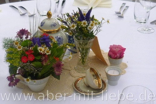 Vintage-Hochzeitsdeko, Sammeltasse, blau-wei-gold, Tischdeko, Hochzeit