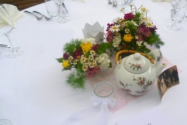 Romantische Tischdeko, Teeservice, Hochzeitsfotos, Hochzeitsdekoration, Vintage