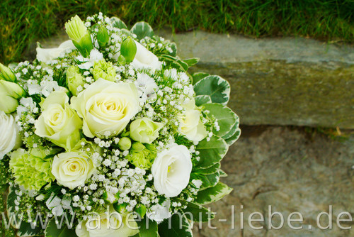 hochzeit strauß weiß, hochzeit strauß modern, hochzeit strauß rosen, strauß hochzeit creme