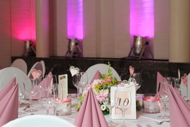 deko für hochzeit in rosa, tischdeko hochzeit rosa, rosa tischdeko hochzeit, tischdeko elegant